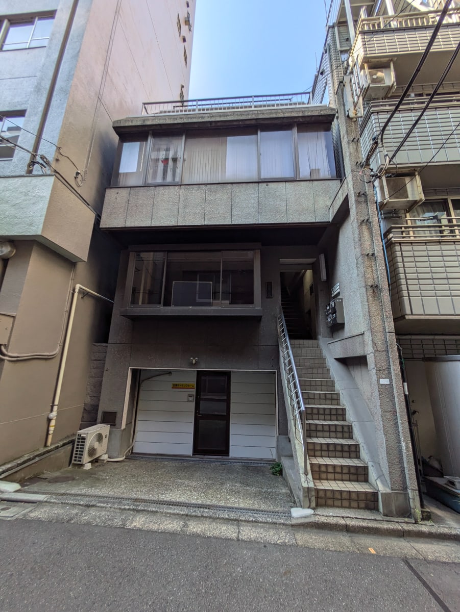 v20250427023127/fresh/building/J00100379946_1
