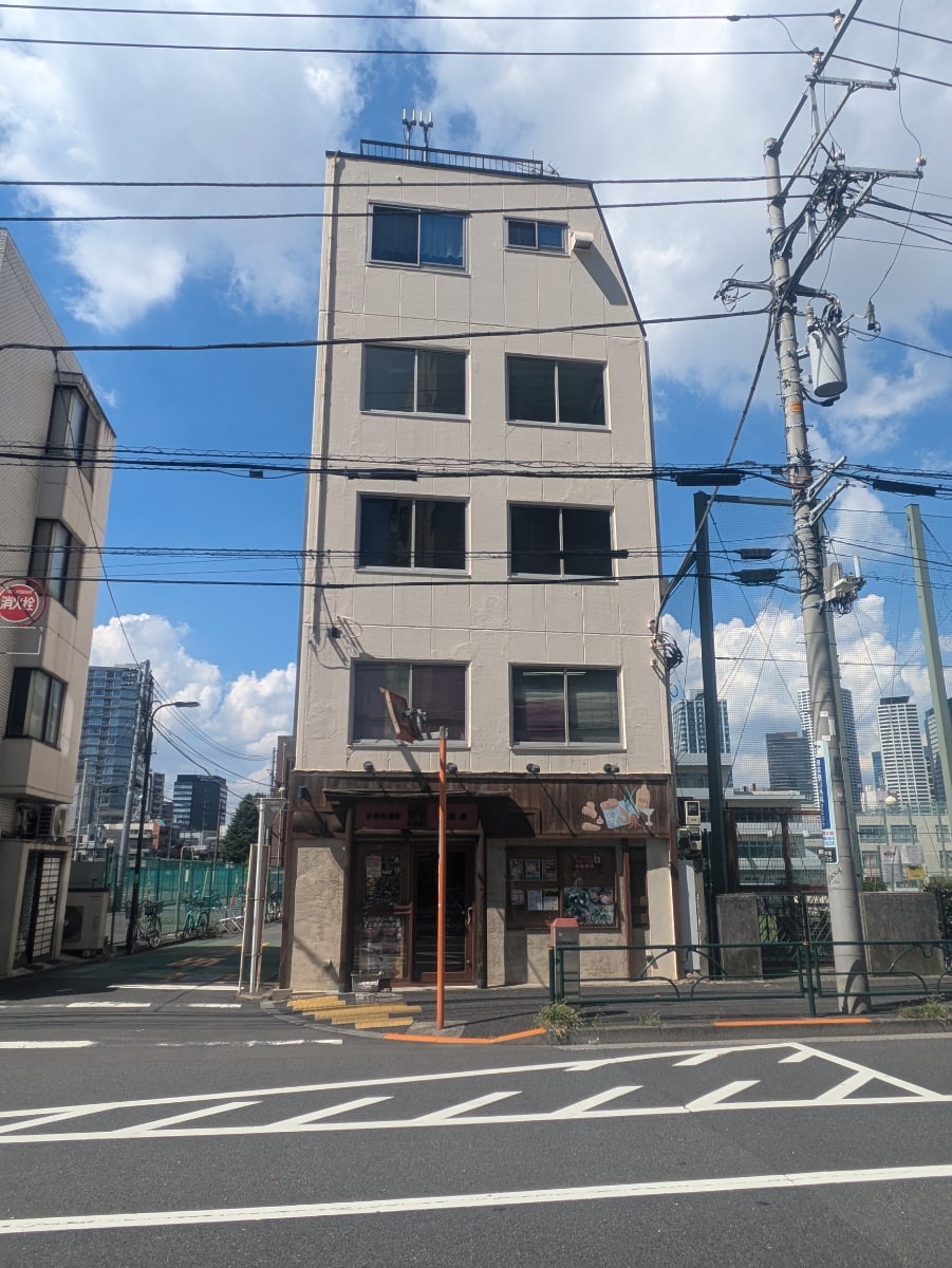 v20250427023510/fresh/building/J00100380525_1