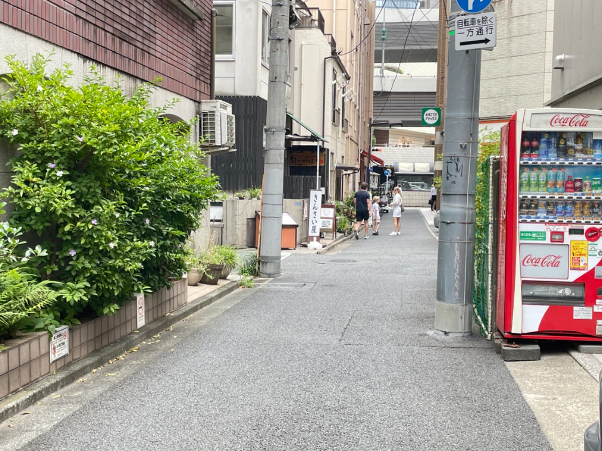 v20250427023510/fresh/building/J00100380569_2