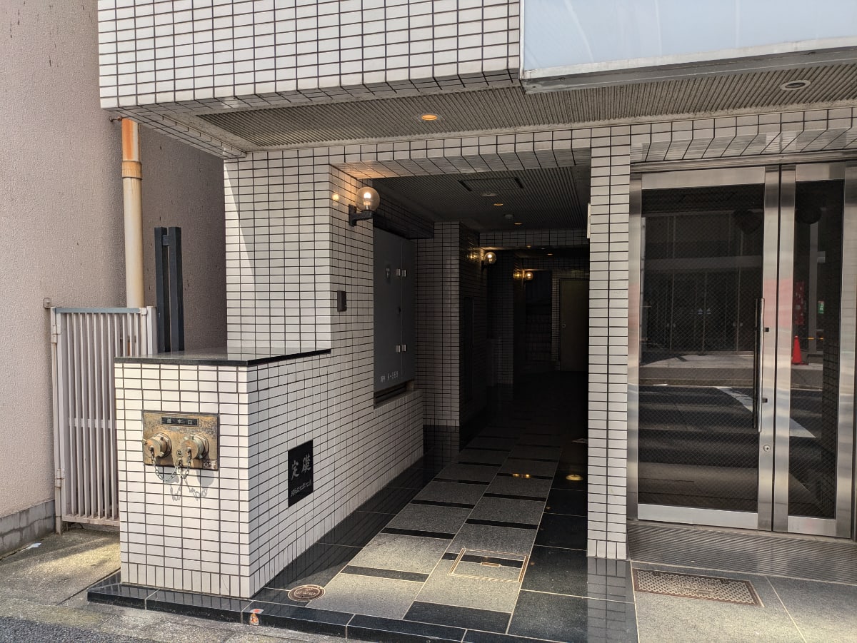 v20250427023510/fresh/building/J00100381296_3