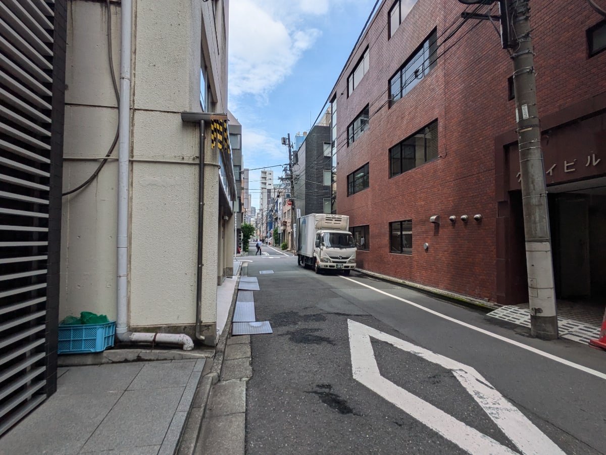 v20250427023510/fresh/building/J00100381749_7