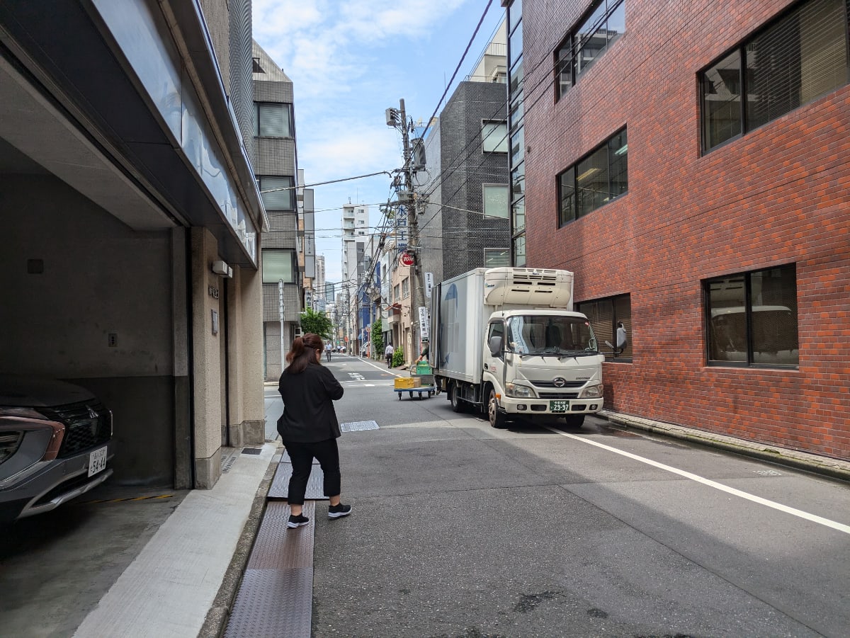 v20250427023510/fresh/building/J00100381750_2