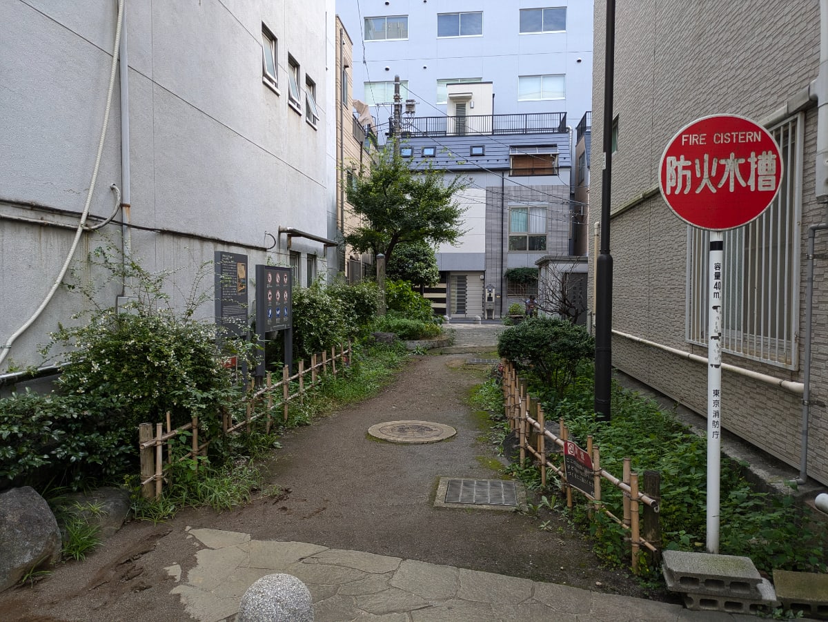 v20250427023510/fresh/building/J00100381928_9