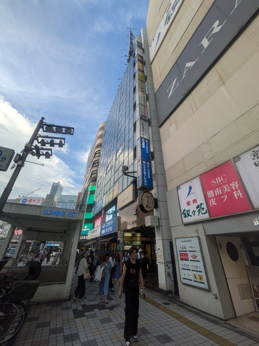 v20250427023510/fresh/building/J00100381957_10