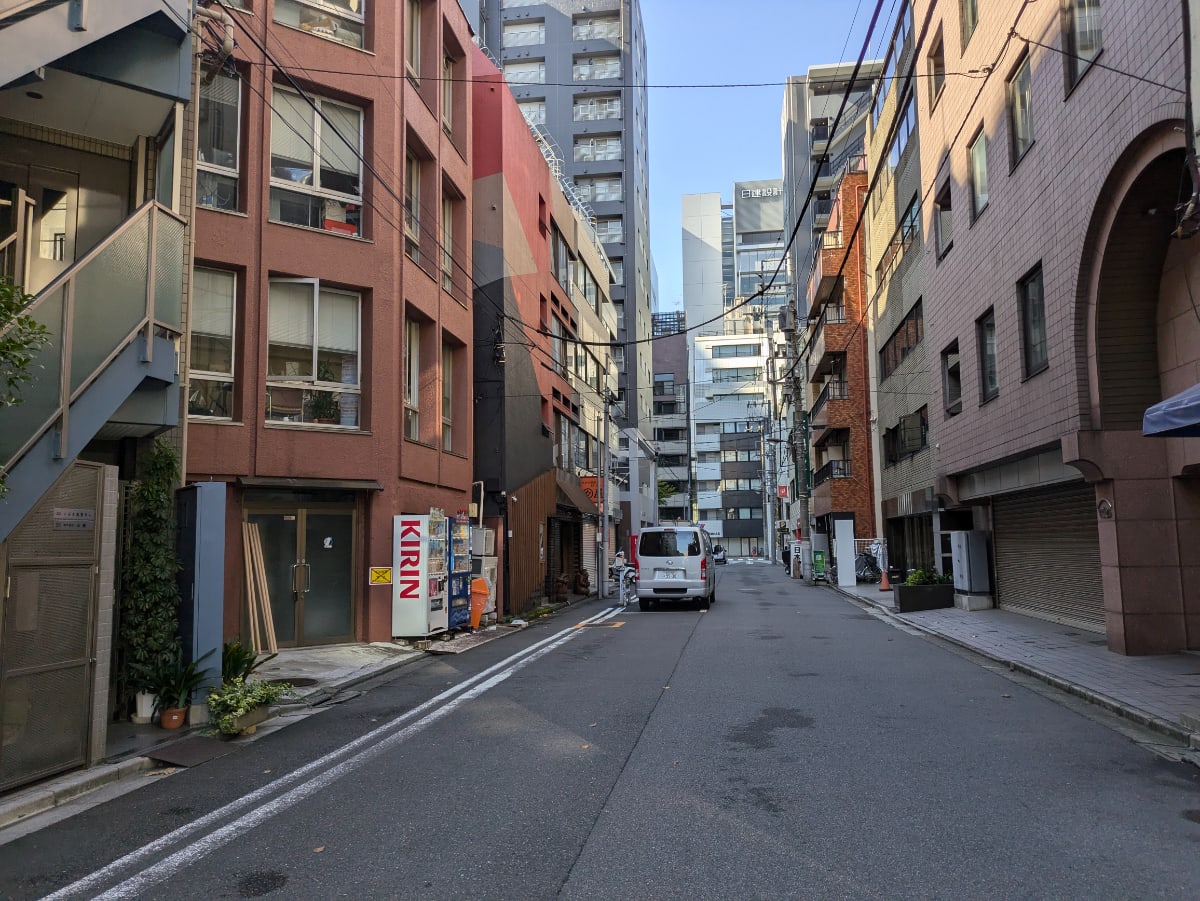 v20250427023510/fresh/building/J00100382249_7