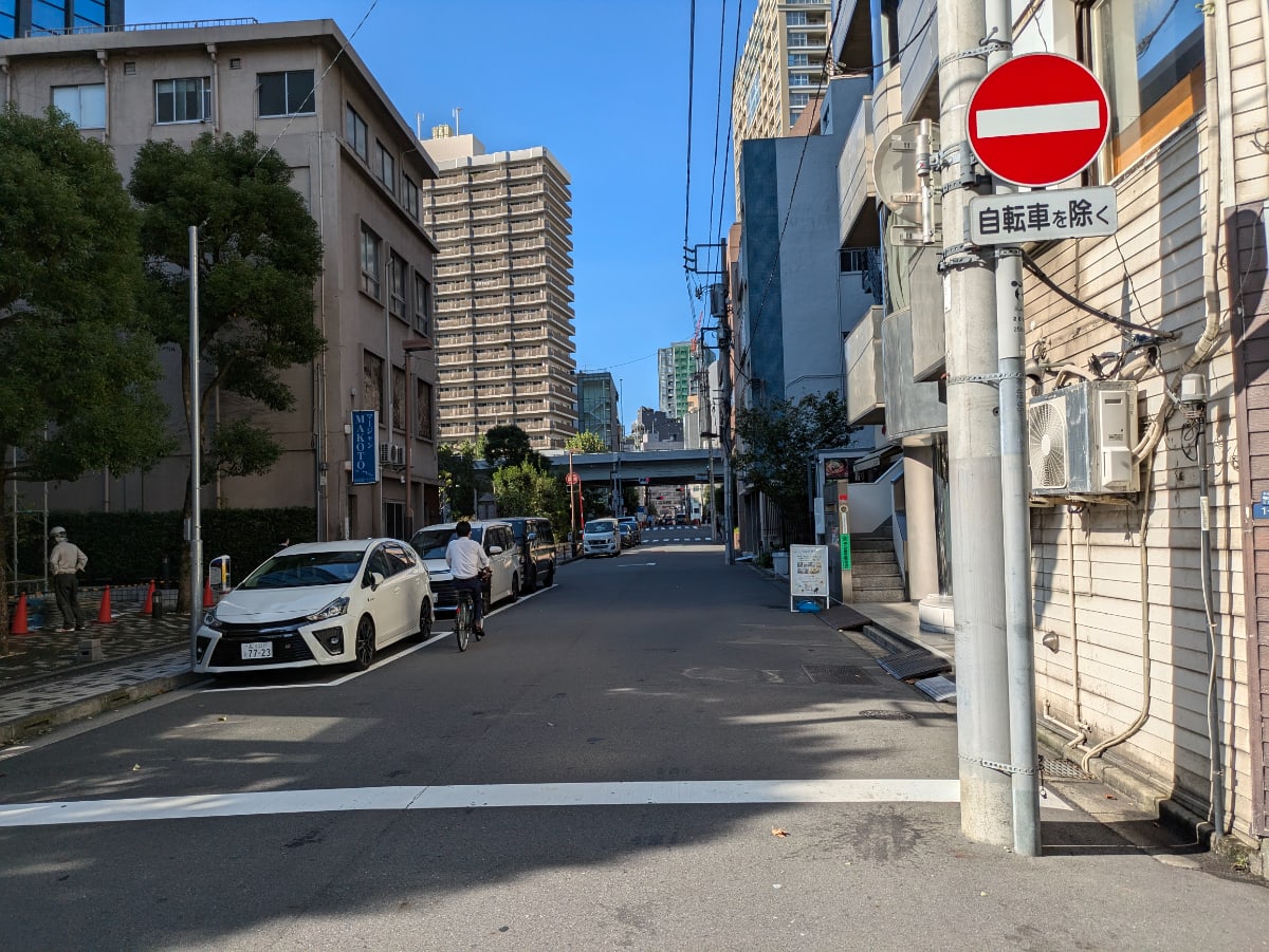 v20250427023510/fresh/building/J00100382256_2