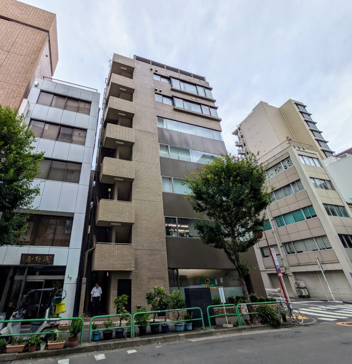 v20250427023510/fresh/building/J00100382381_1