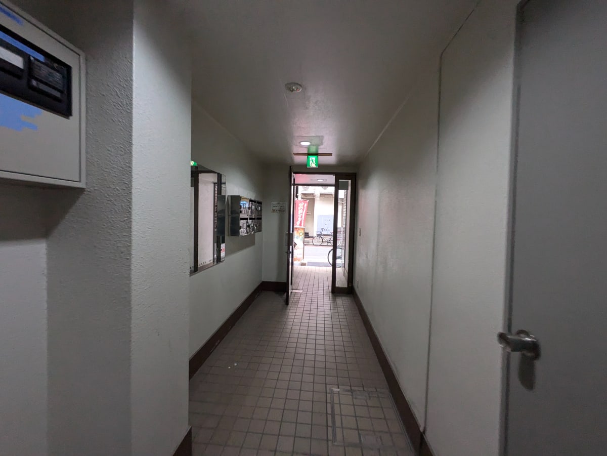 v20250427023510/fresh/building/J00100382405_6
