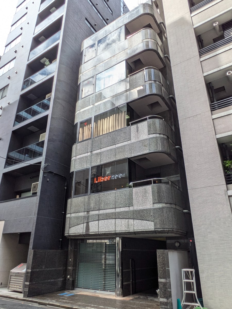 v20250427023510/fresh/building/J00100382424_1
