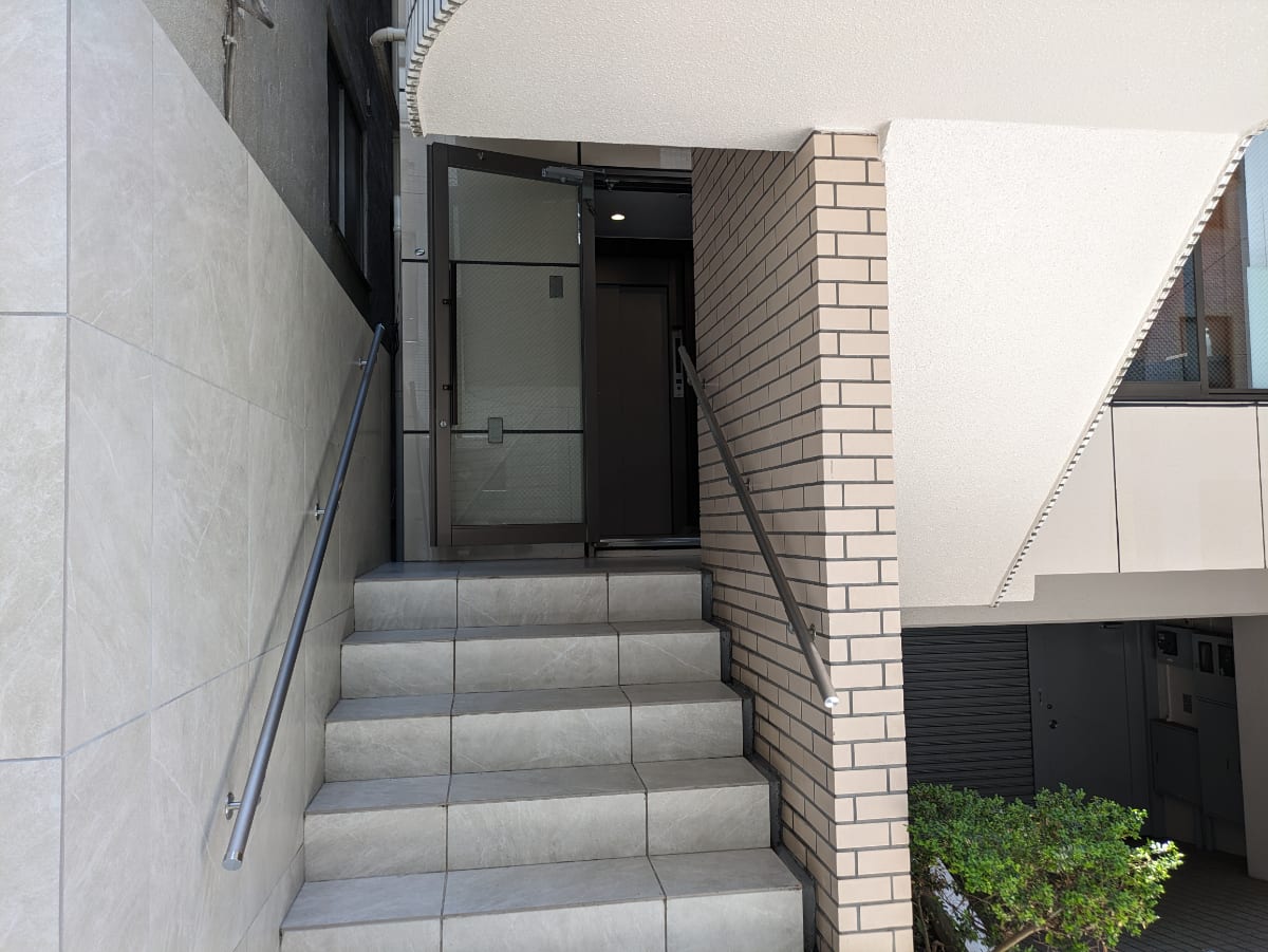 v20250427023510/fresh/building/J00100382542_3