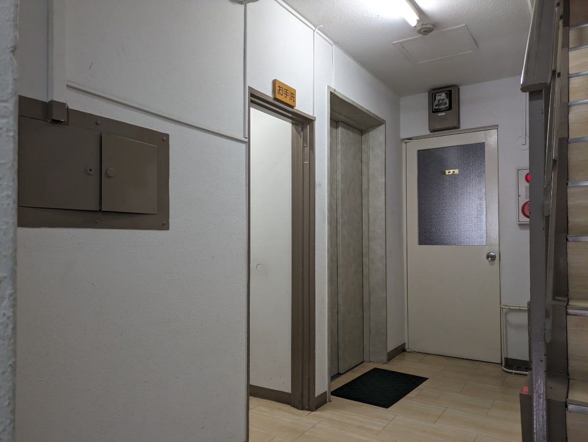 v20250427023809/fresh/building/J00100382948_4