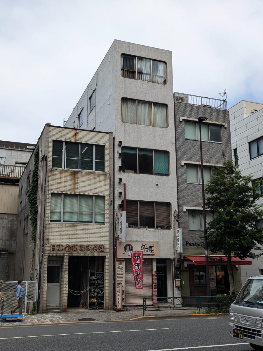v20250427023809/fresh/building/J00100383036_5