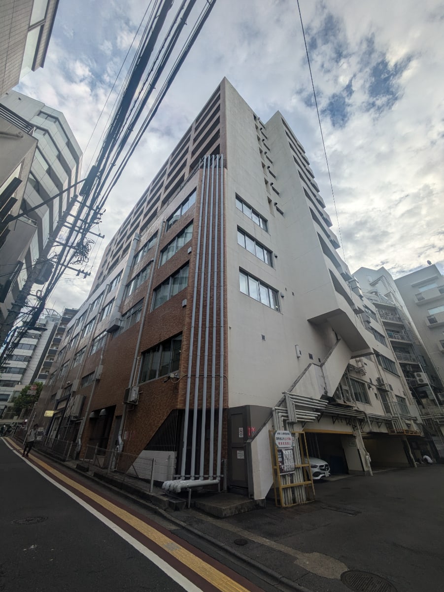 v20250427023809/fresh/building/J00100383088_24