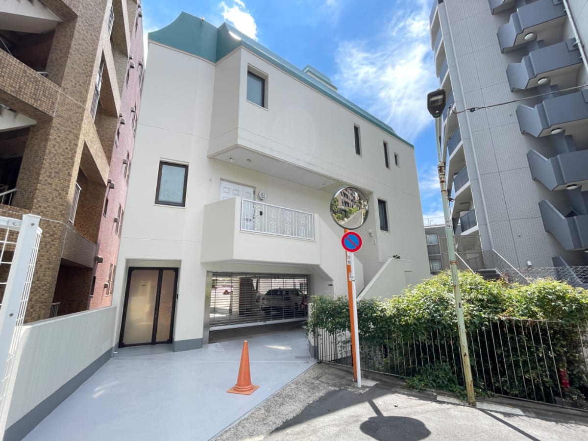 v20250427023809/fresh/building/J00100383306_1