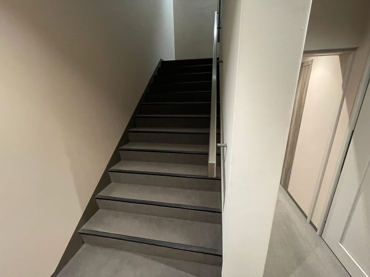 v20250427023809/fresh/building/J00100384130_6