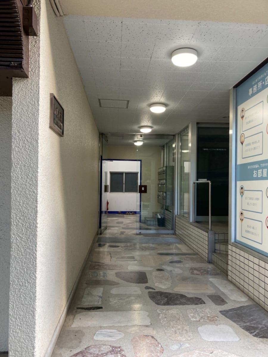 v20250427023809/fresh/building/J00100384279_3