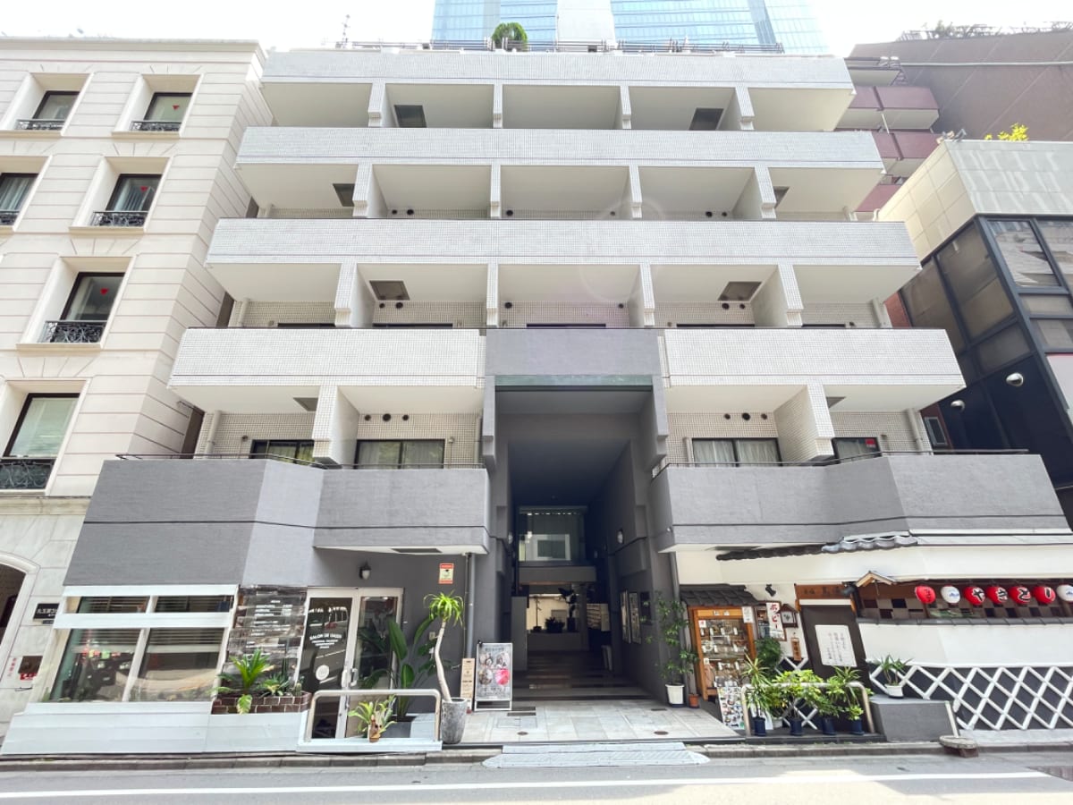 v20250427023809/fresh/building/J00100384303_5