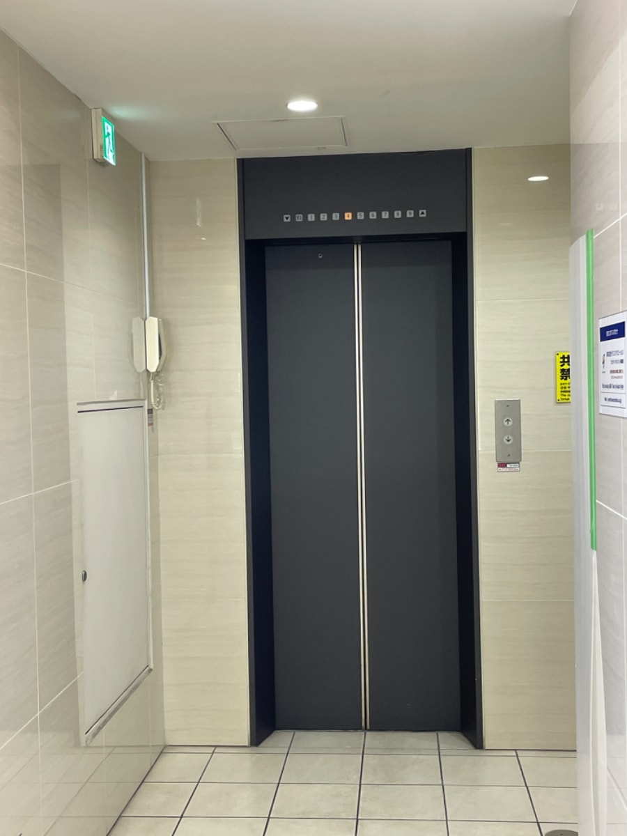 v20250427023809/fresh/building/J00100384305_4
