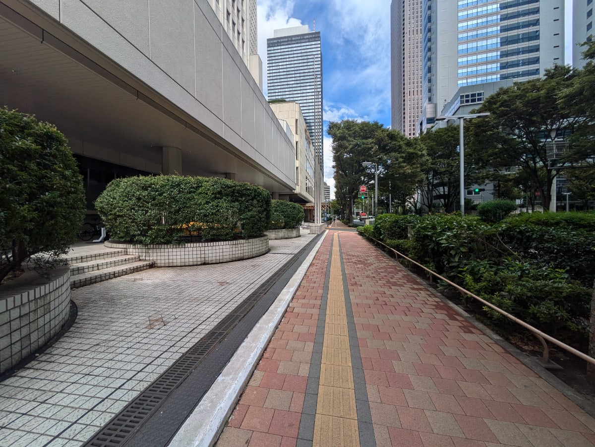 v20250427023809/fresh/building/J00100384373_9