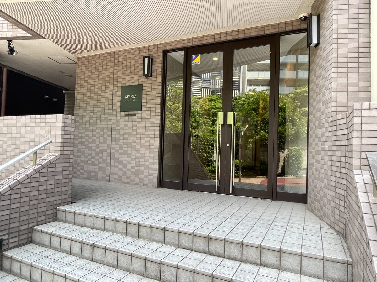 v20250427023809/fresh/building/J00100384492_3