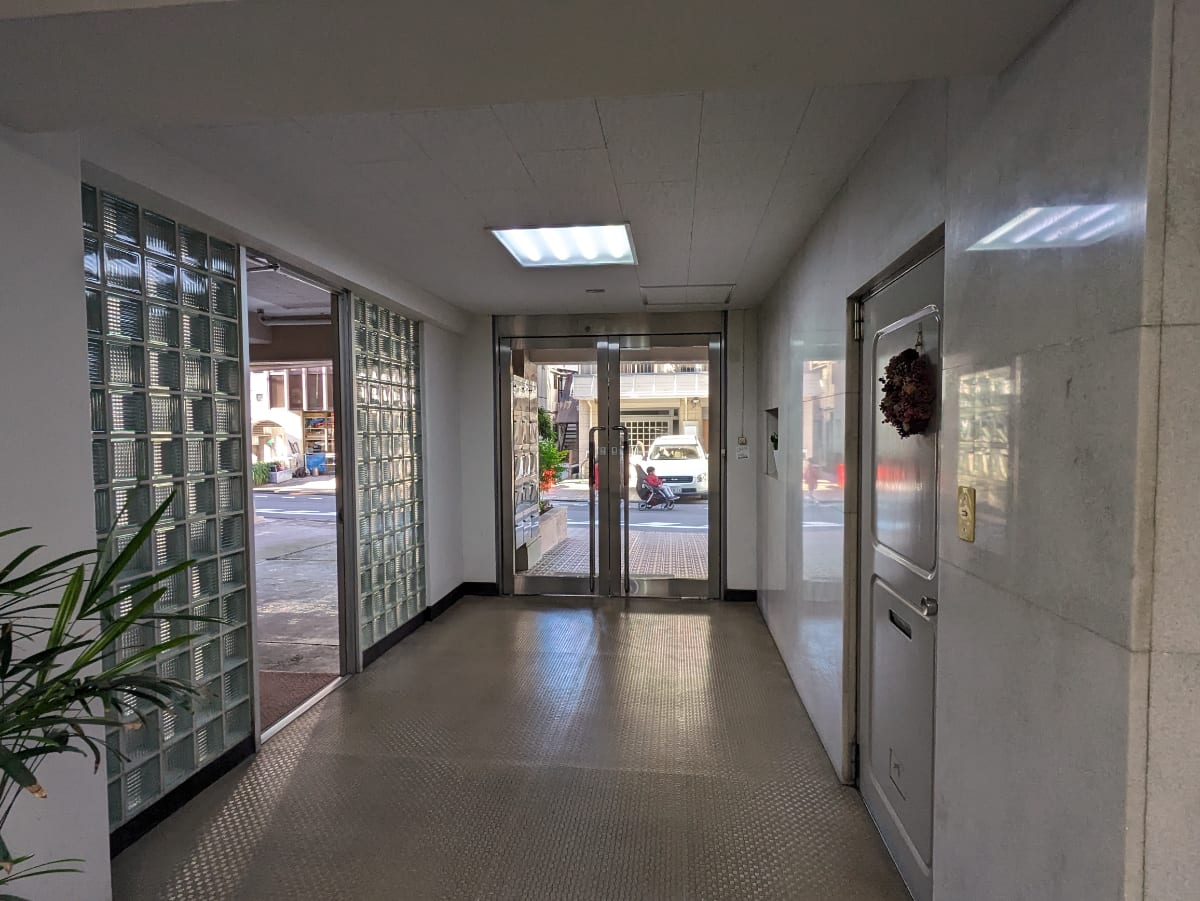 v20250502150712/fresh/building/J00100358692_11