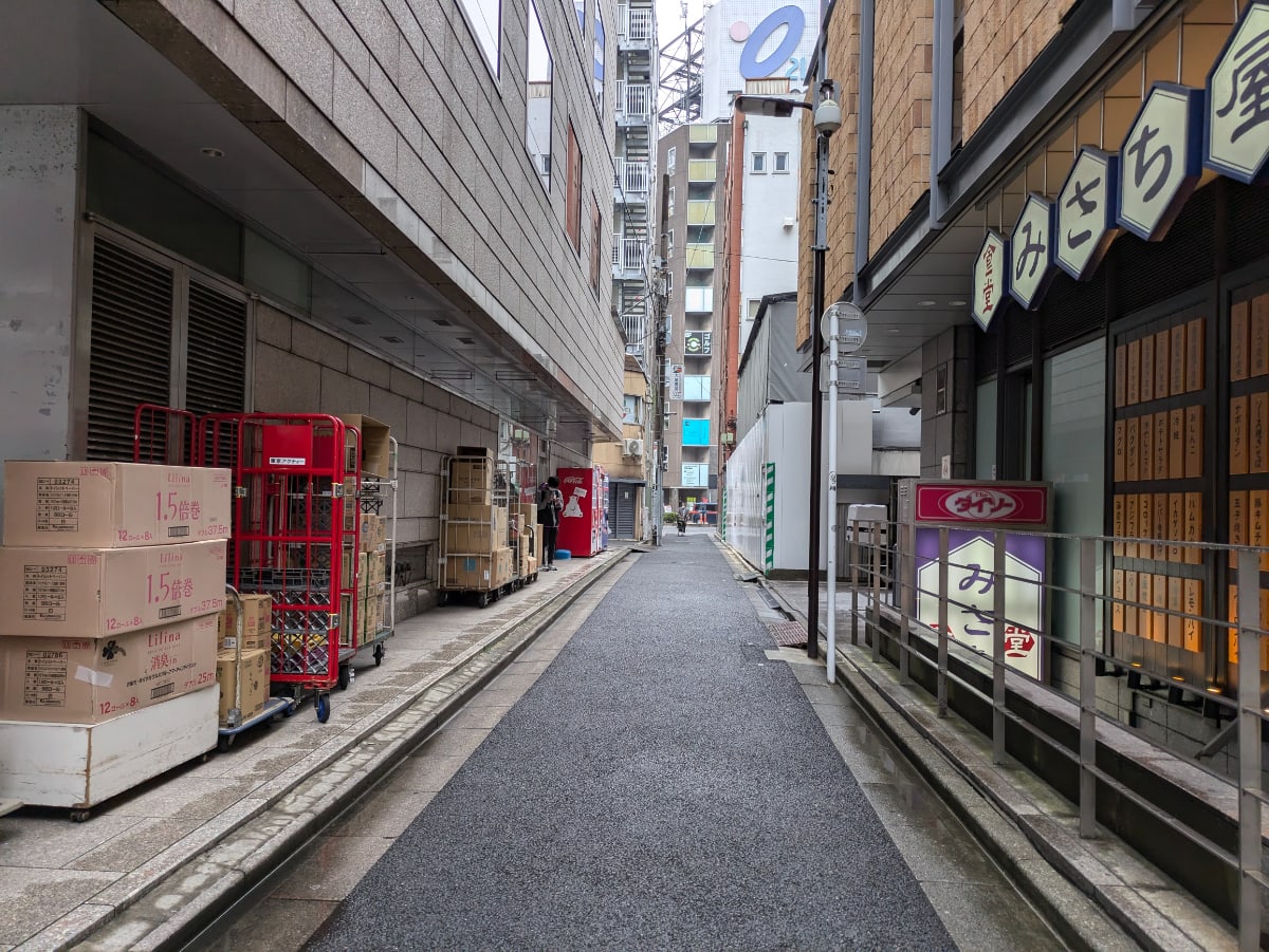v20250502150712/fresh/building/J00100371712_10
