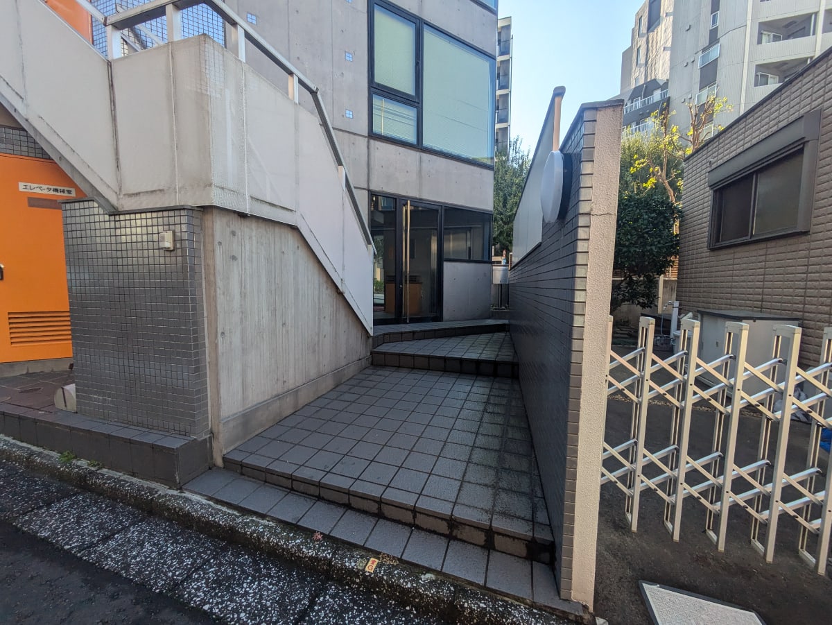 v20250502150712/fresh/building/J00100378371_8