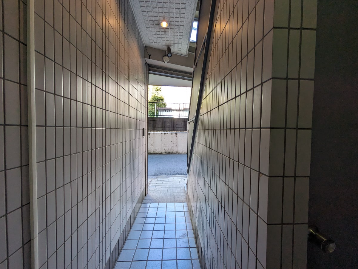 v20250502150712/fresh/building/J00100421640_12