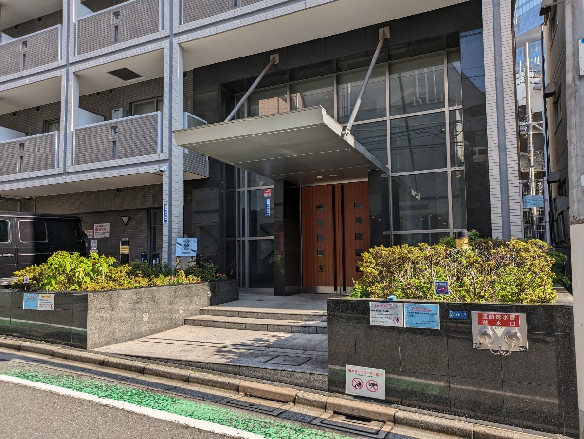 v20250502150712/fresh/building/J00100504892_10
