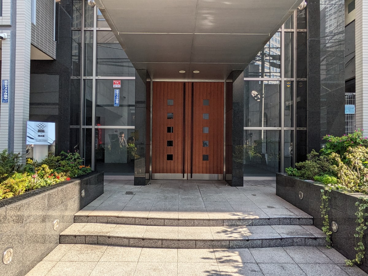 v20250502150712/fresh/building/J00100504892_3