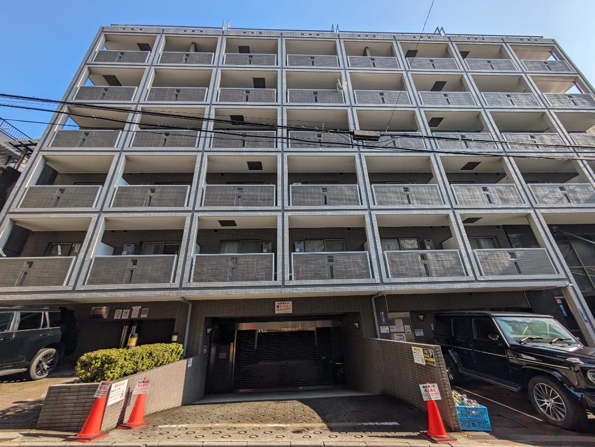 v20250502150712/fresh/building/J00100504892_7