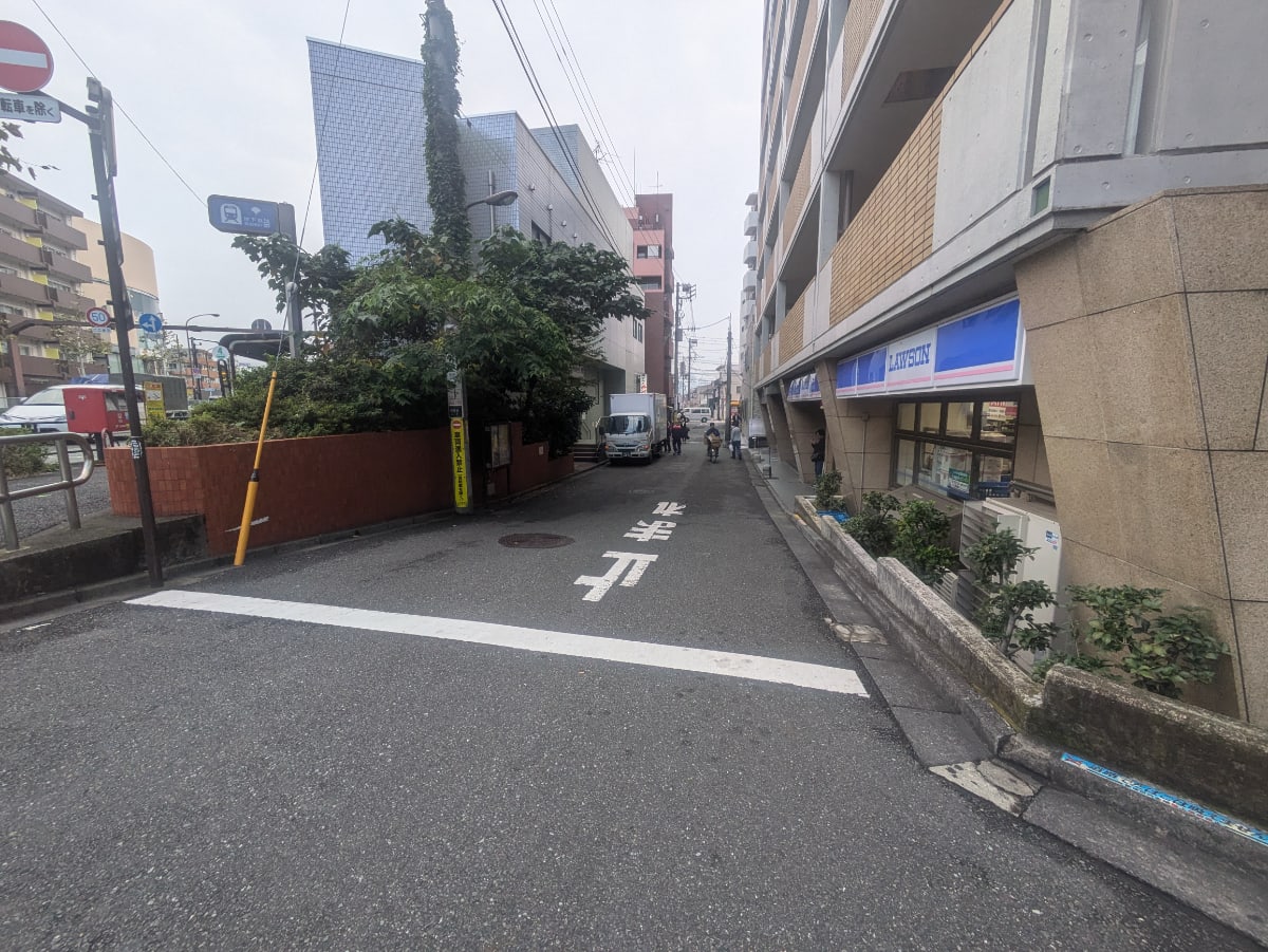 v20250506150654/fresh/building/J00100356784_14