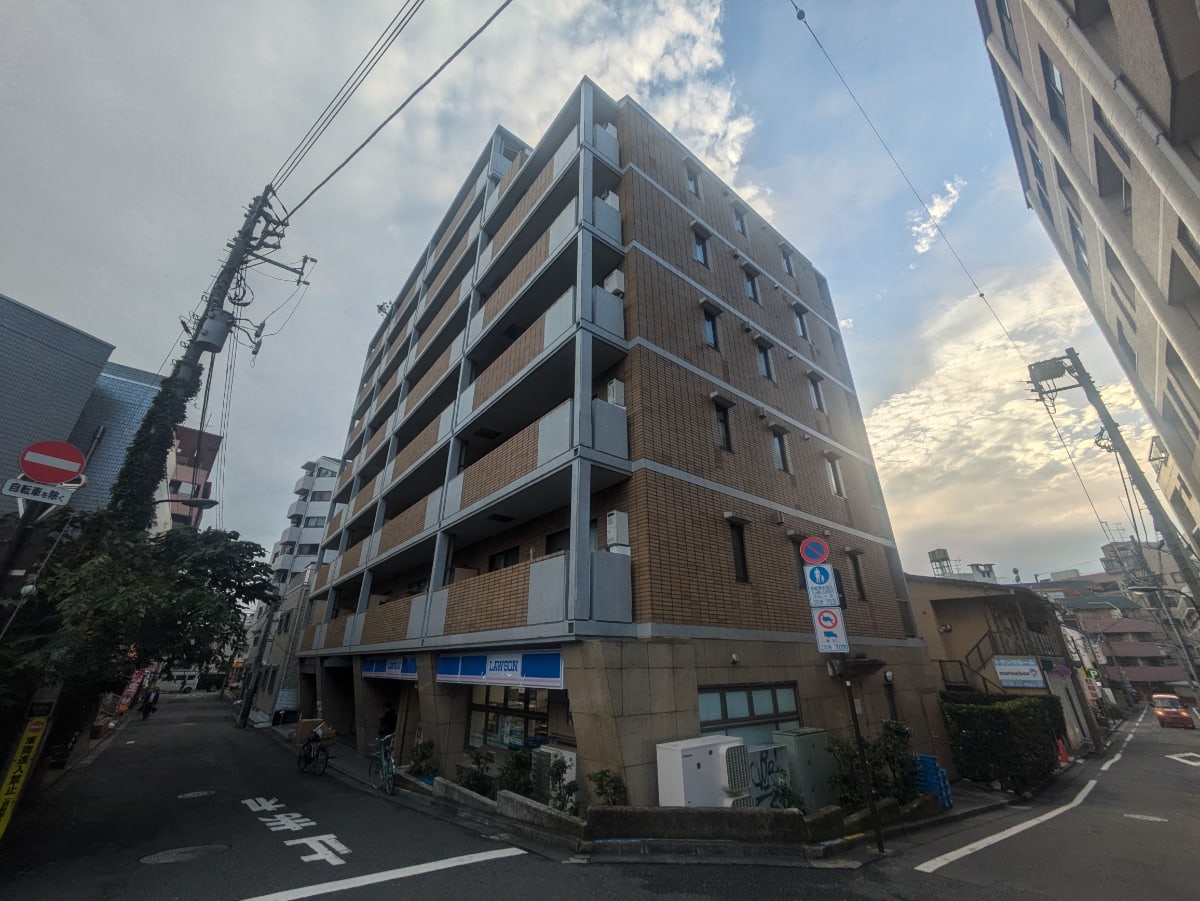 v20250506150654/fresh/building/J00100356784_15