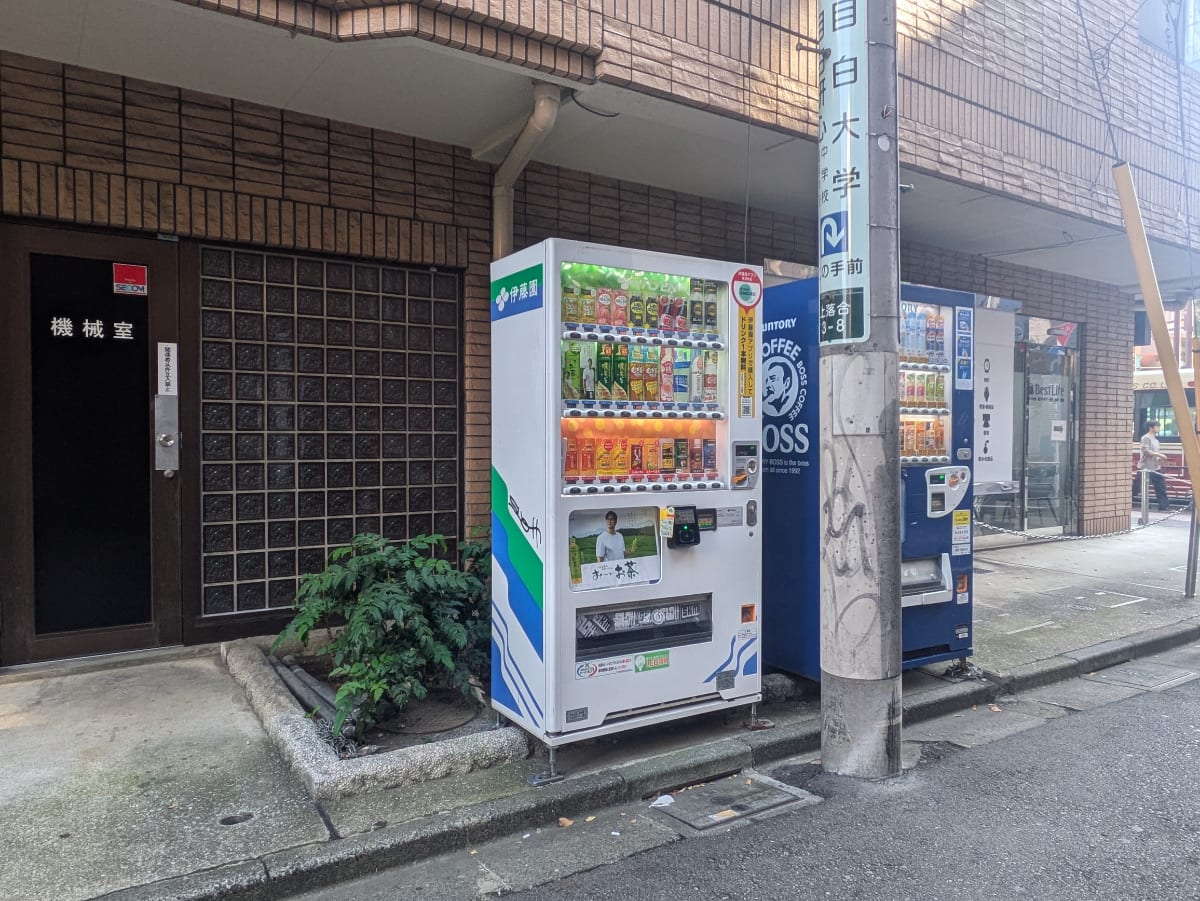 v20250506150654/fresh/building/J00100356940_12