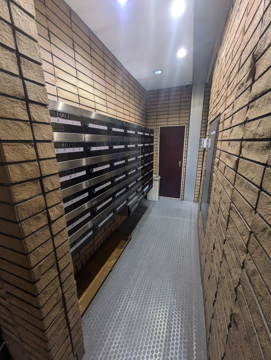 v20250506150654/fresh/building/J00100356940_6
