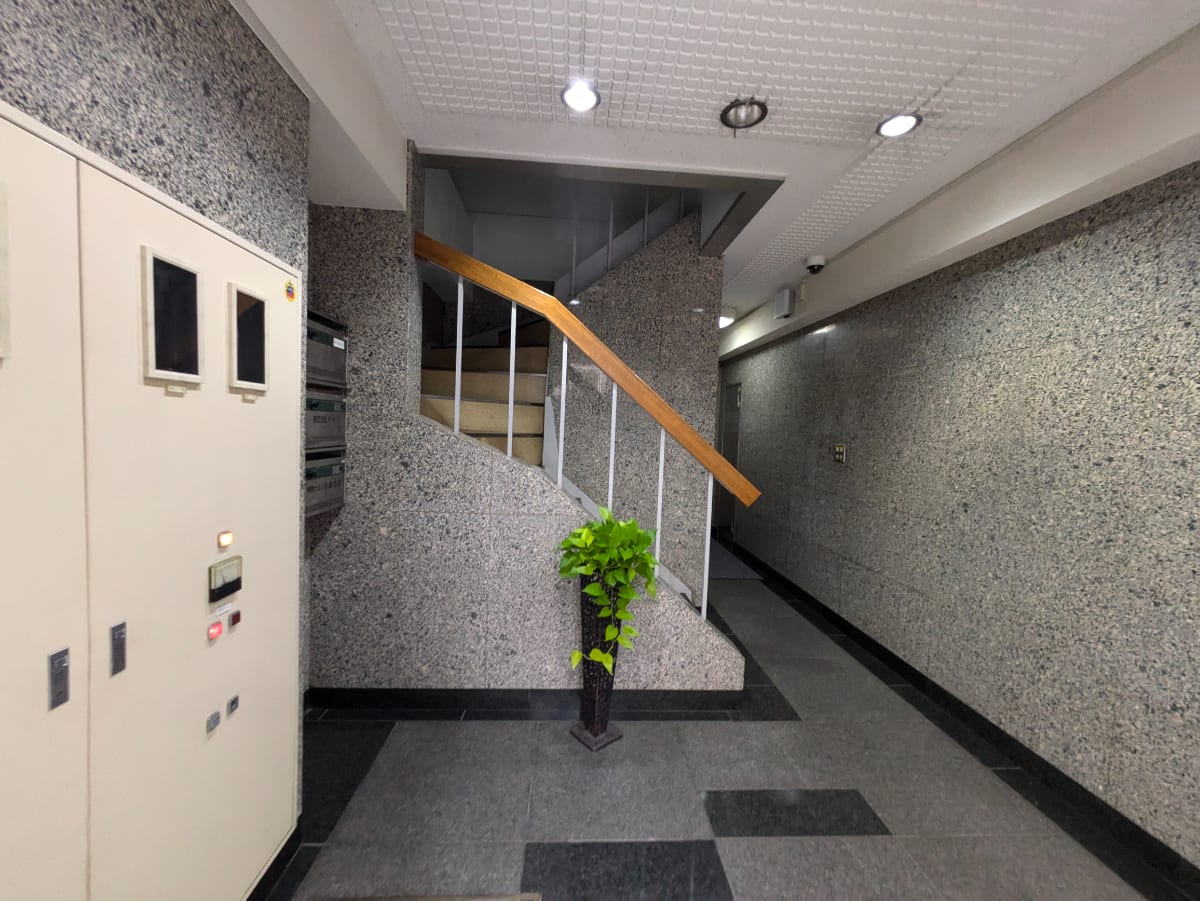 v20250506150654/fresh/building/J00100377374_6