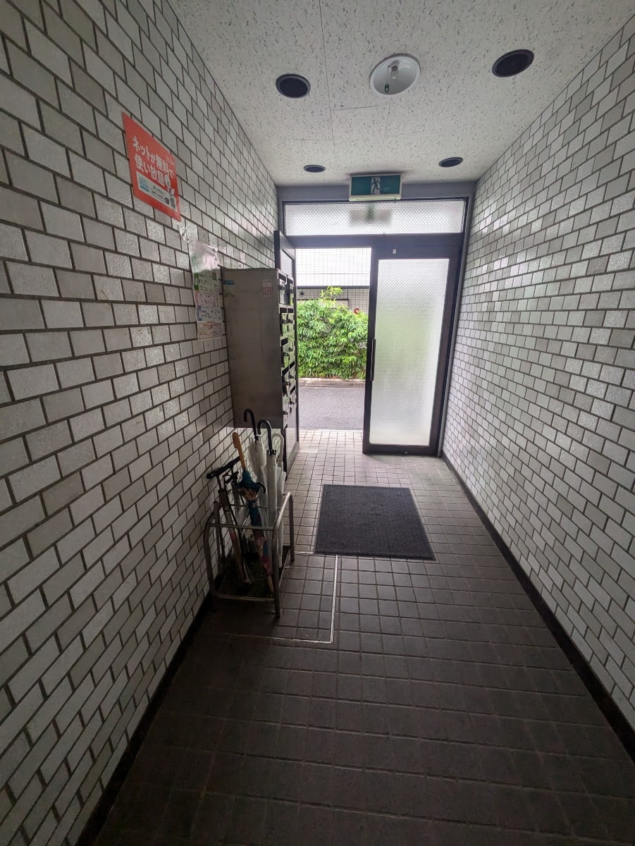 v20250506150654/fresh/building/J00100377667_6
