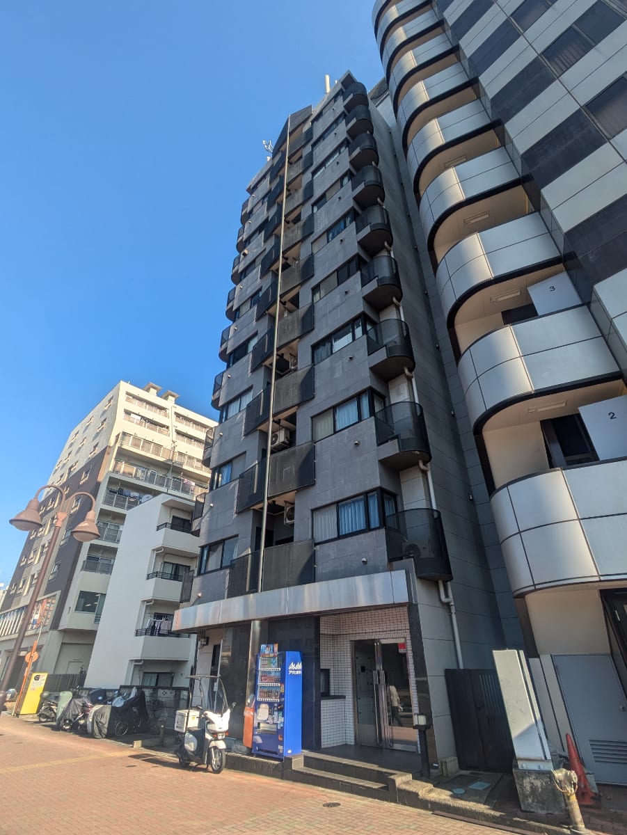 v20250506150654/fresh/building/J00100378228_1