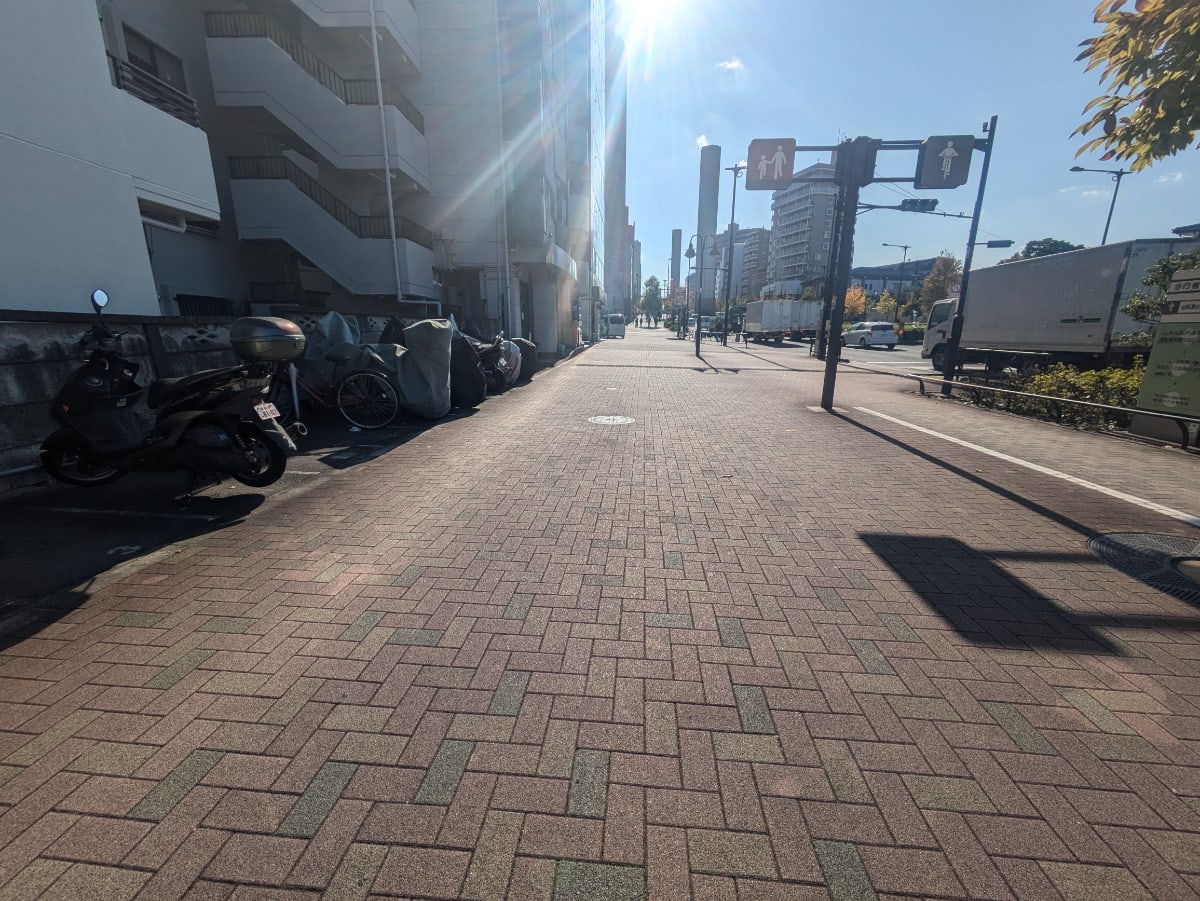 v20250506150654/fresh/building/J00100378228_13