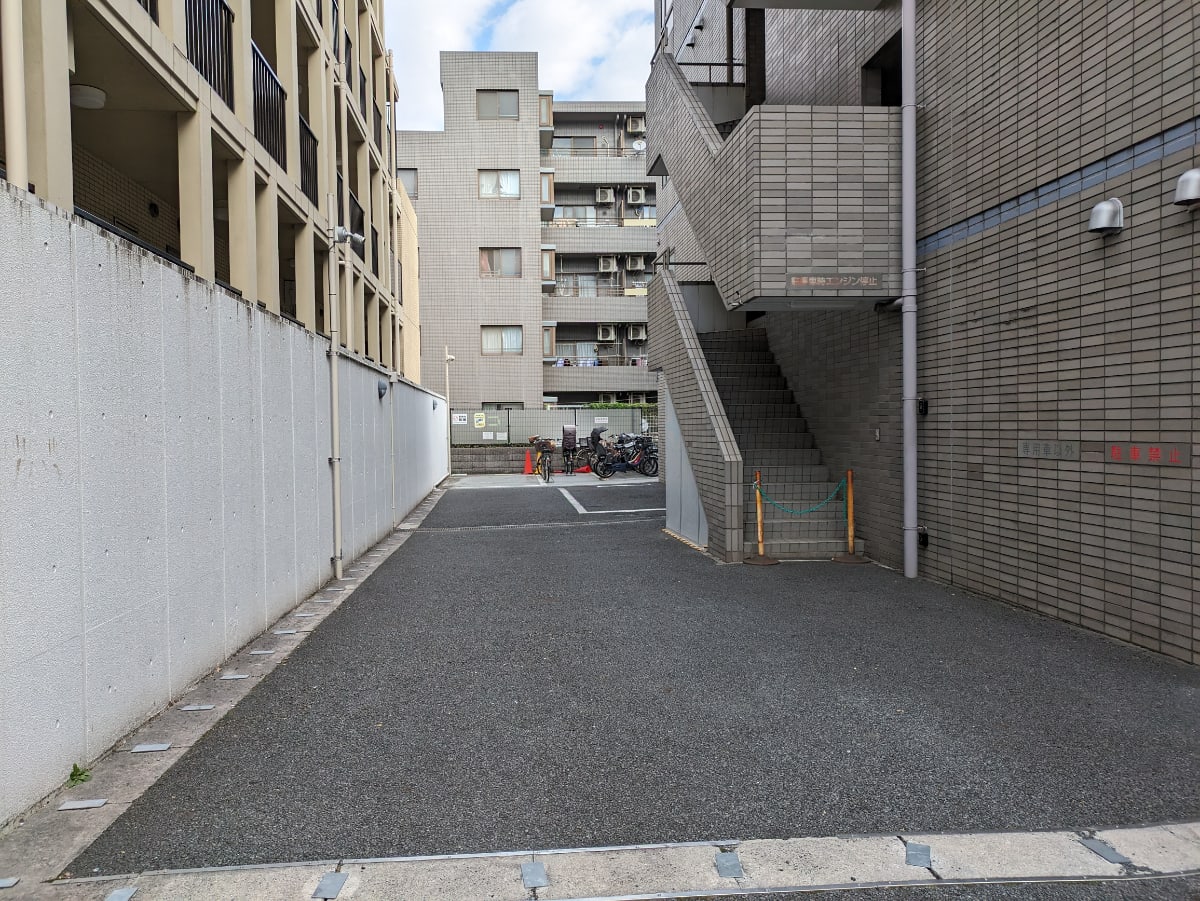 v20250506150654/fresh/building/J00100387337_14