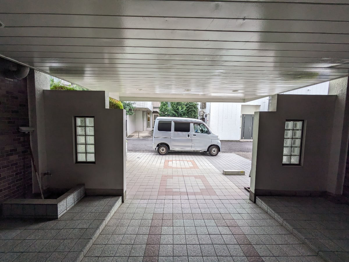 v20250506150654/fresh/building/J00100395164_10