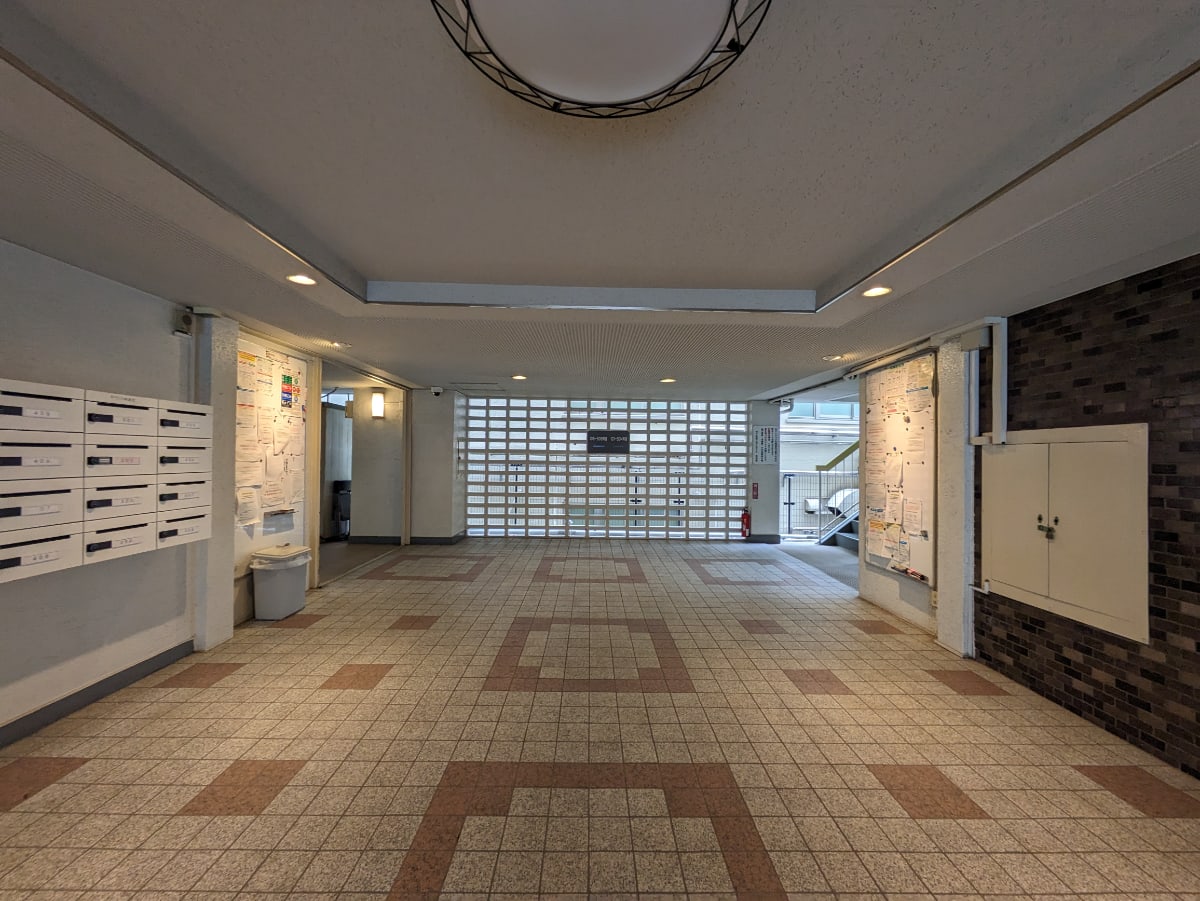 v20250506150654/fresh/building/J00100395164_7