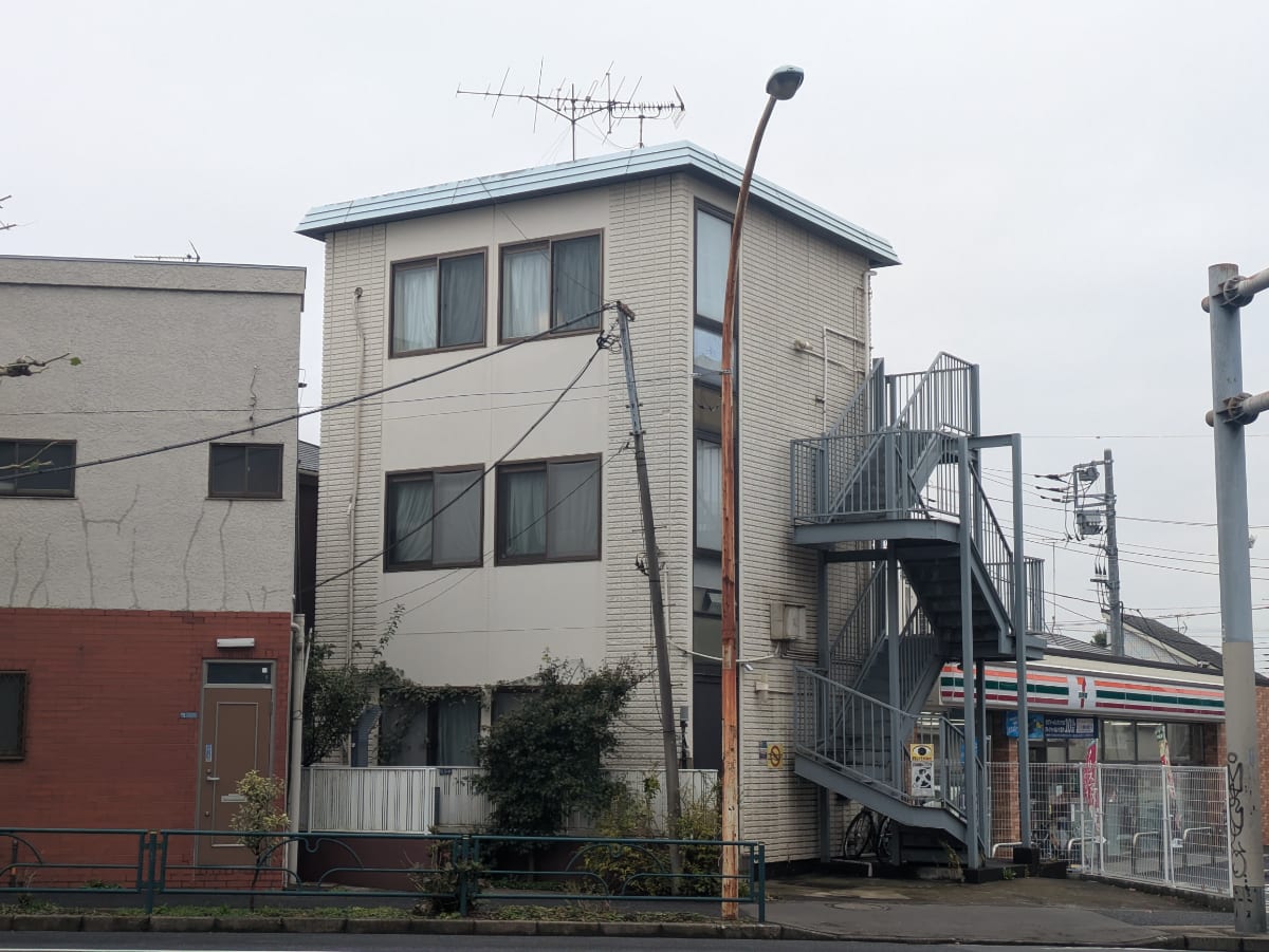 v20250506150654/fresh/building/J00100395579_1
