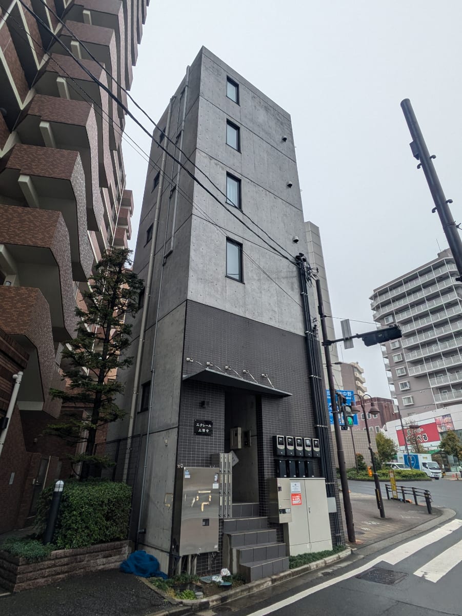 v20250506150654/fresh/building/J00100398210_13