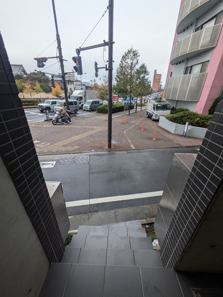 v20250506150654/fresh/building/J00100398210_8