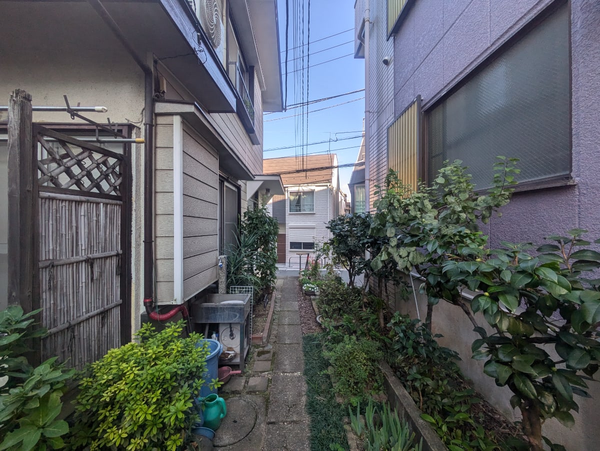 v20250506150654/fresh/building/J00100408131_10