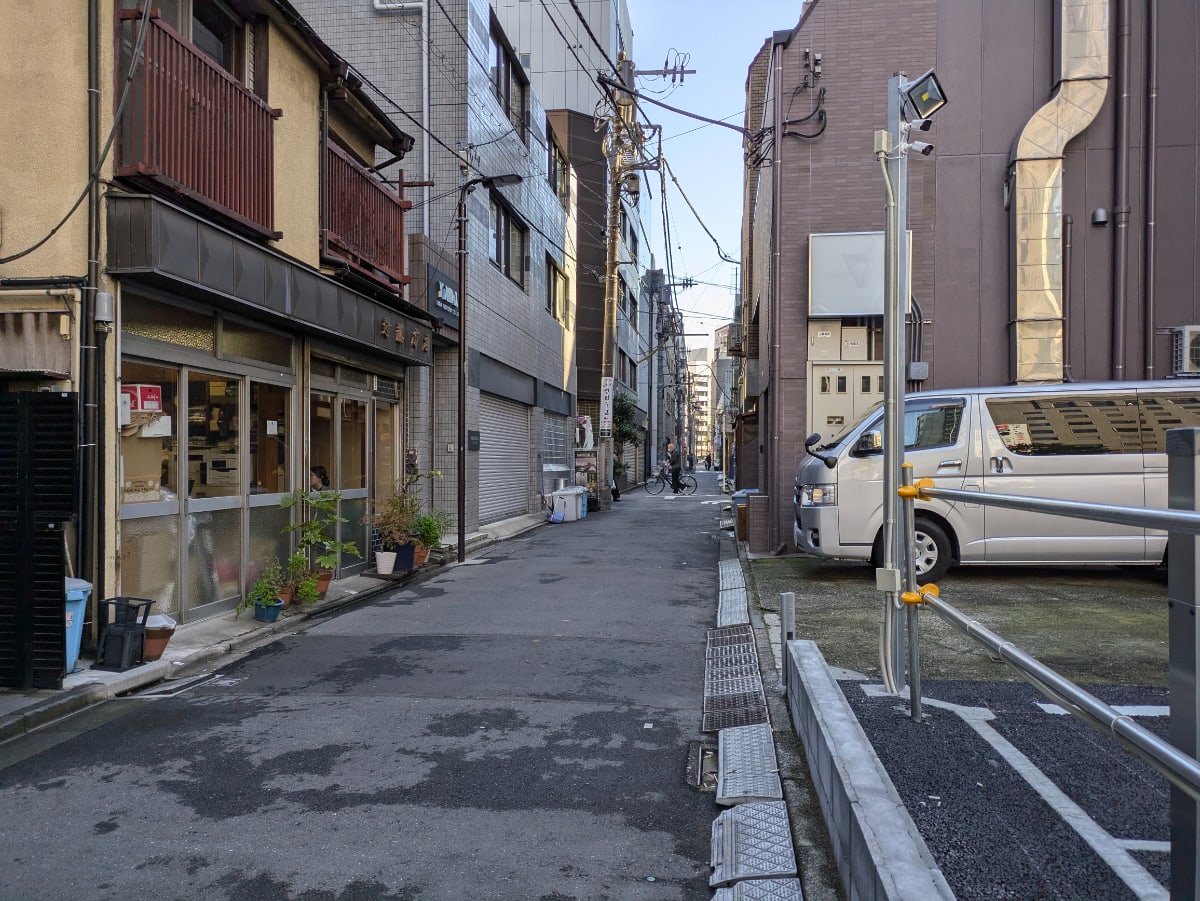 v20250506150654/fresh/building/J00100409608_2