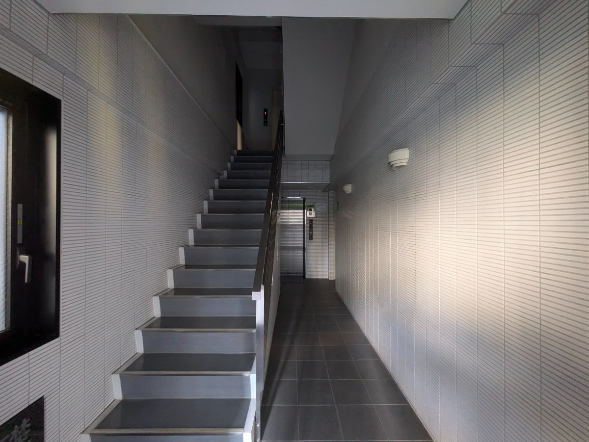v20250506150654/fresh/building/J00100409608_4