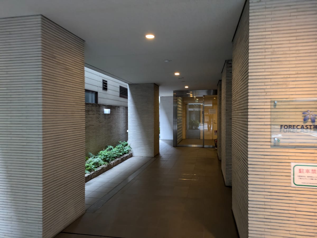 v20250506150654/fresh/building/J00100415401_6