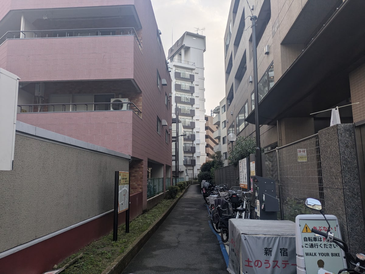 v20250506150654/fresh/building/J00100415913_14